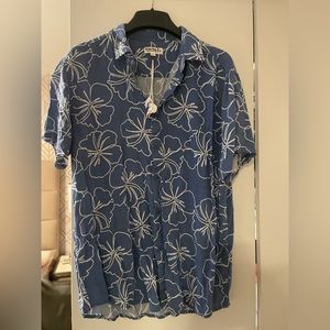 Men’s short sleeve button down